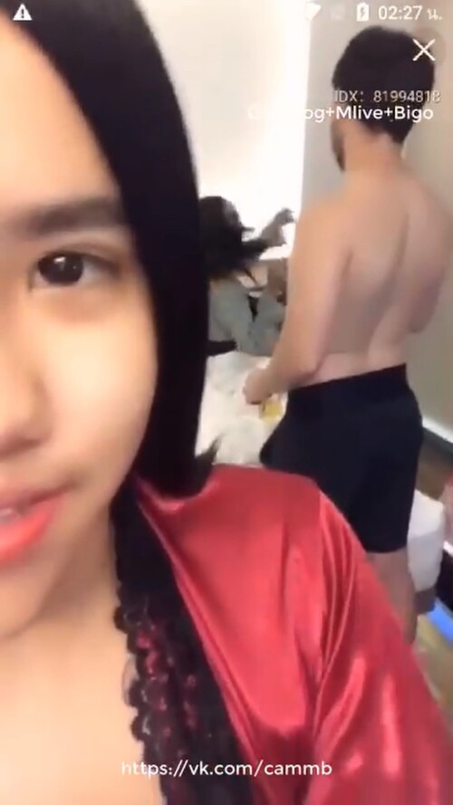น้องบีมสาวหาดใหญ่ นัดสวิงฝรั่งกับเพื่อน.mp4 snapshot 05.04.168