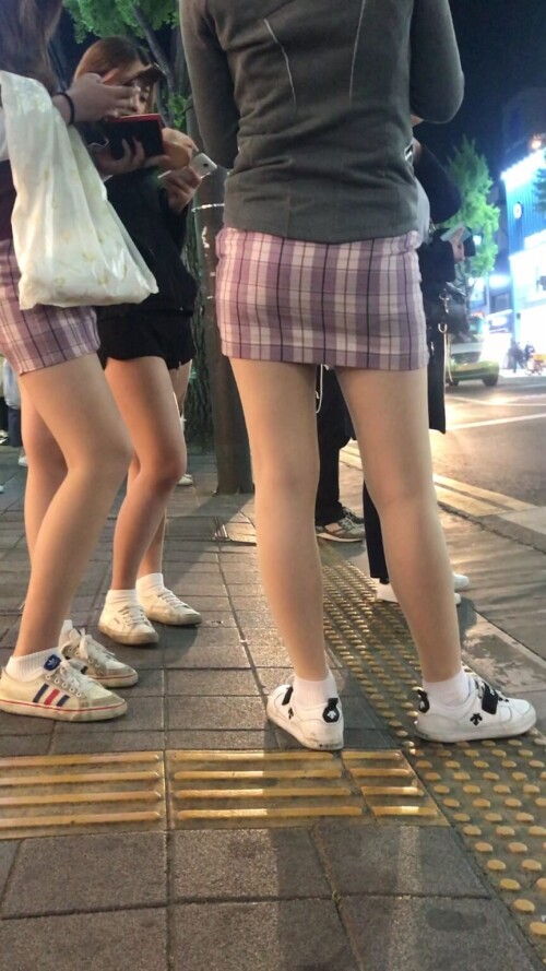 FBTX7301.MOV 000018166 864x1536