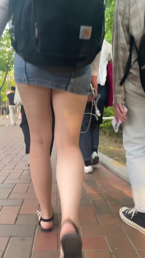 000054166 864x1536