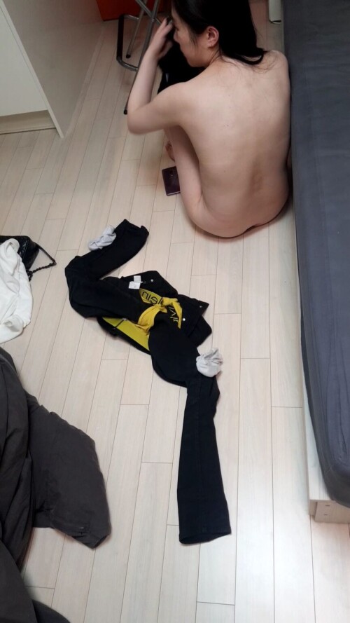 Secret 20190506 235040.mp4 000723406 864x1536