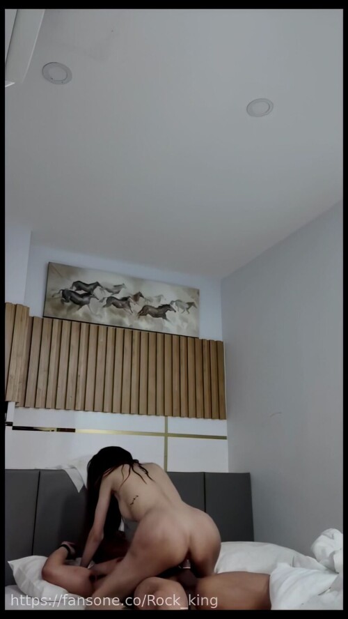 onlyfans rockking.mp4 000620733 865x1536