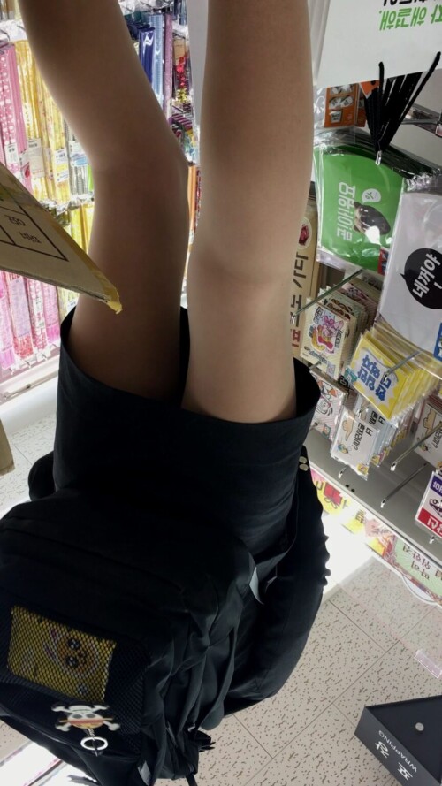 4.mp4 000151178 864x1536