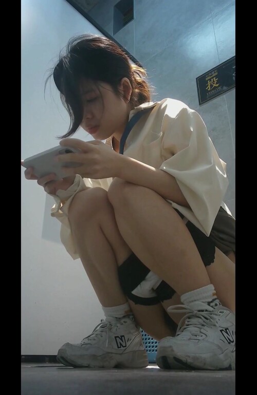chn24081910.mp4 000279366