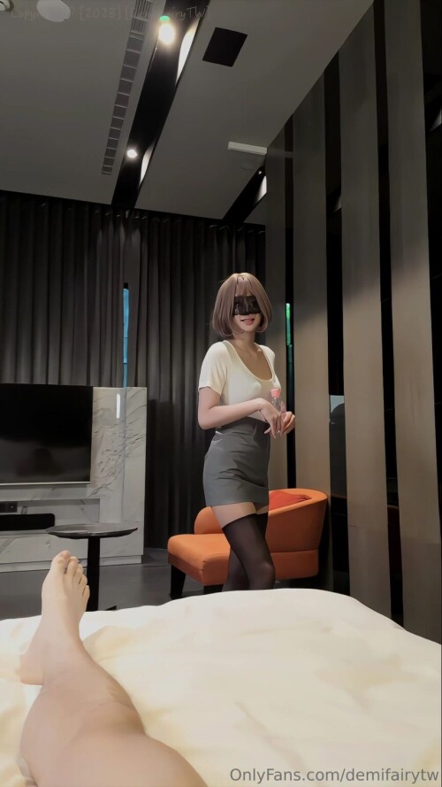 onlyfans demifairytw.mp4 000000533 864x1536