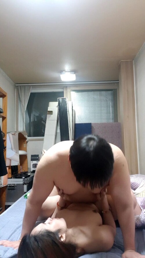 외국조건.mp4 000394624 864x1536