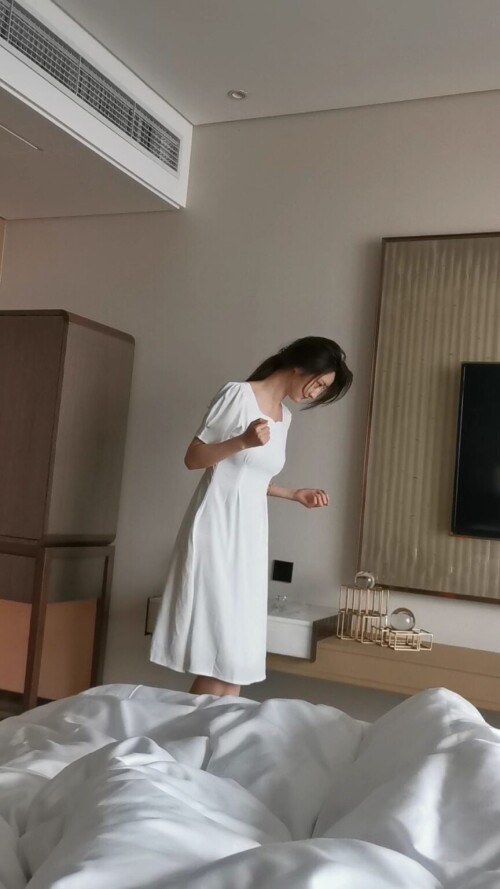 4.mp4 000000582 864x1536