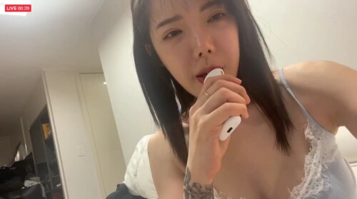 신작 ★ 인스타 보털많은 가슴타투녀 올노출 라방.mp4 000523166