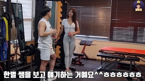 Eng글래머에 김사랑 닮은 너사람이 좋아 남사친의 이상형이 나라면 급 부끄부끄하는 모습 졸귀탱ㅋㅋ 설렘주의1080p.mp4 000231933 1536x864