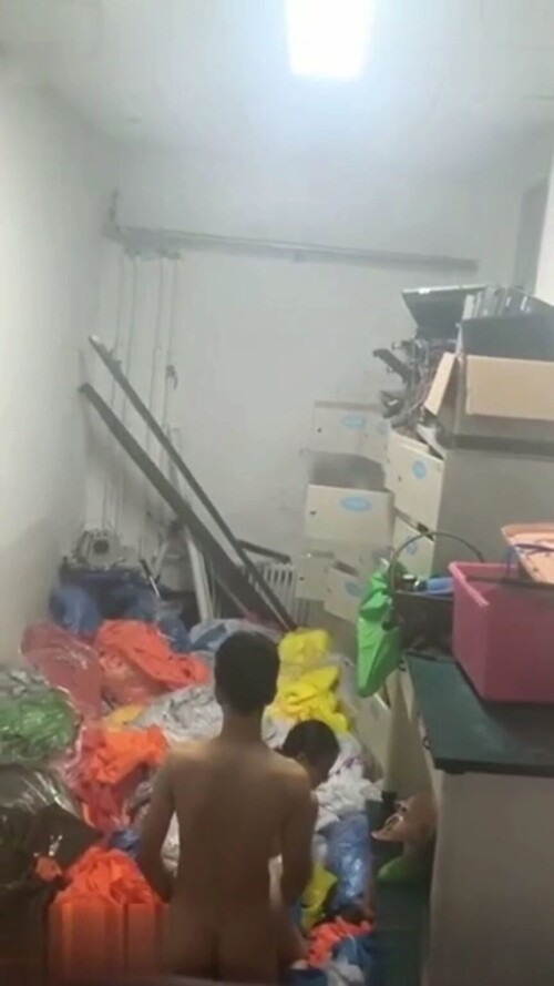 chn24111403.mp4 000140166 864x1536