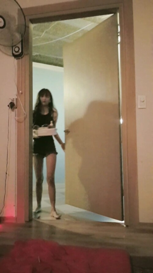 YouCut 153813633.mp4 000001566 864x1536