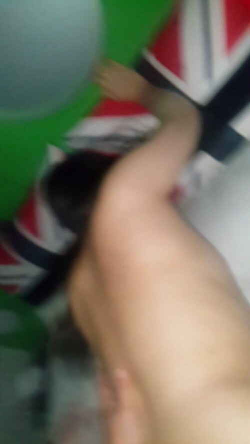 1789298296fkFguaun.mp4 000065792 864x1536