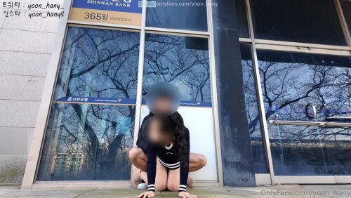 대낮에 은행앞에서 떡치는 년놈들.mp4 000162167