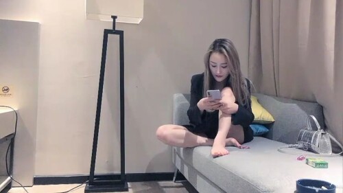 巨乳美女.mp4 000608500