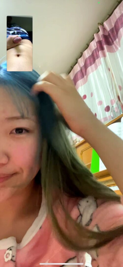 파란머리 잠옷녀 얼공 영통 몸매지림올노자위.mp4 000602170 710x1536