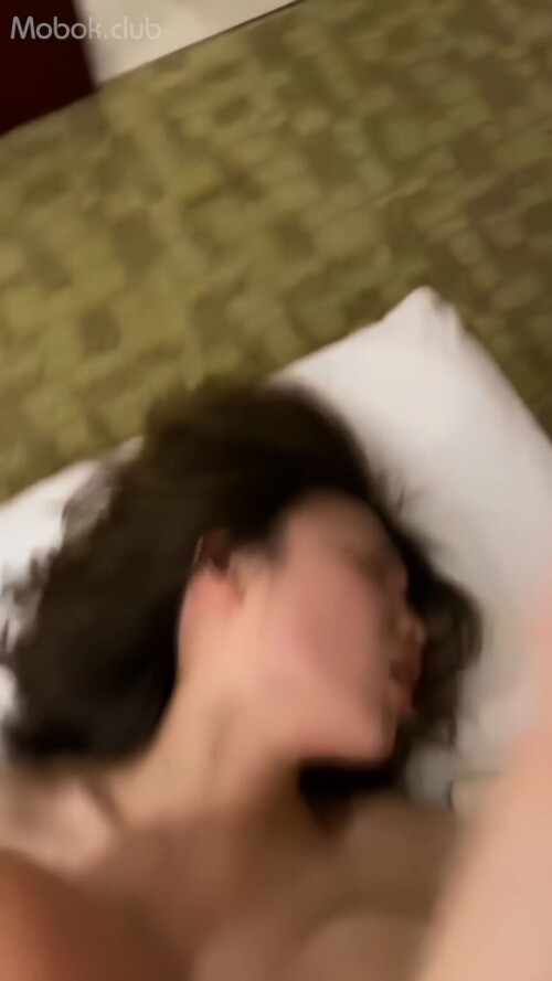 chn25010709.mp4 000063233 864x1536
