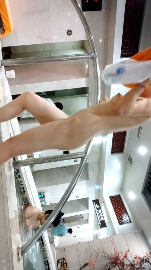 chn25010713.mp4 001995266 864x1536