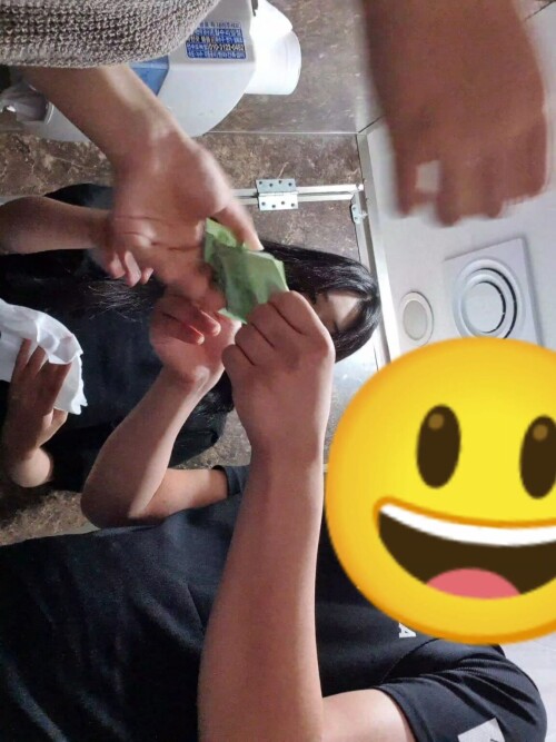 명이가슴보이면서 대딸 9만딸.mp4 000102045 1152x1536