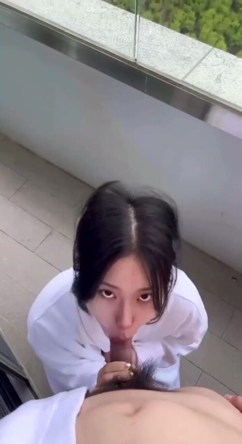 1.mp4 000010281 838x1536