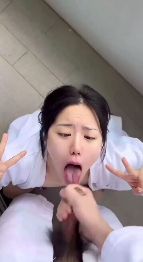 1.mp4 000066398 838x1536