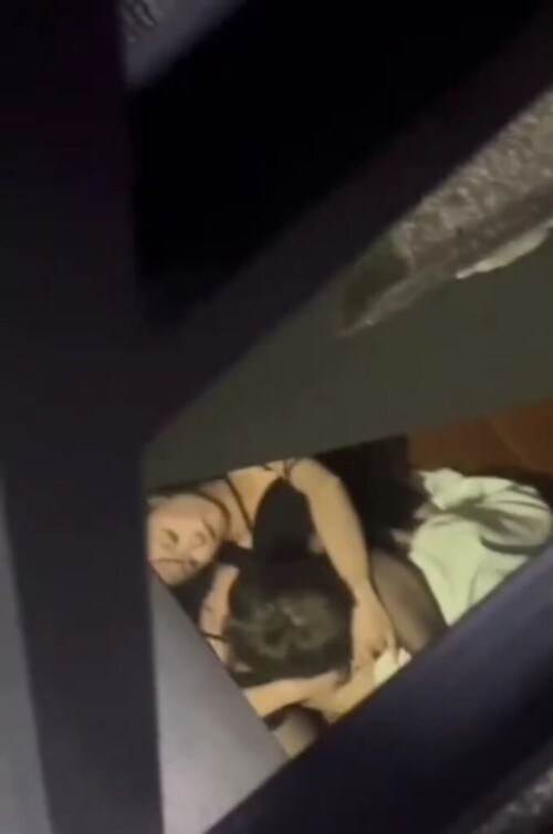 chn25020505.mp4 000102200 679x1024