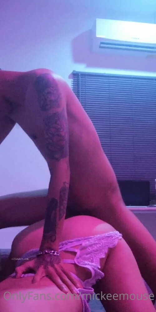 onlyfns mickeemouse.mp4 000444203 768x1536 (1)
