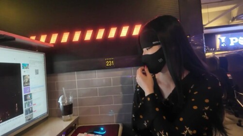신작 ✨ 꿀지 에로배우 지수 PC방 사까시 올노출화장실 자위.mp4 000228460 1024x576