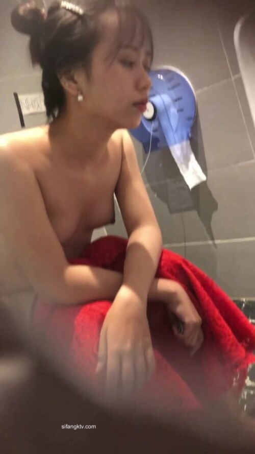 mp4 20.avi 000019644 576x1024