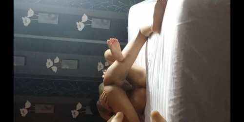 입학한 몸매짱좋은 여후배 꼬셔서.avi 000260208 1024x512