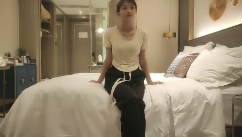 chn25030605.mp4 000004600