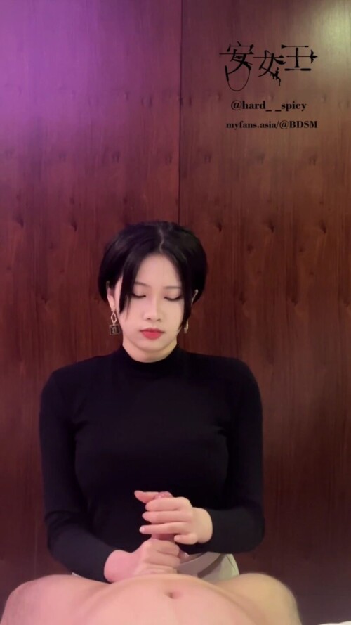 v 1.mp4 000189083 864x1536