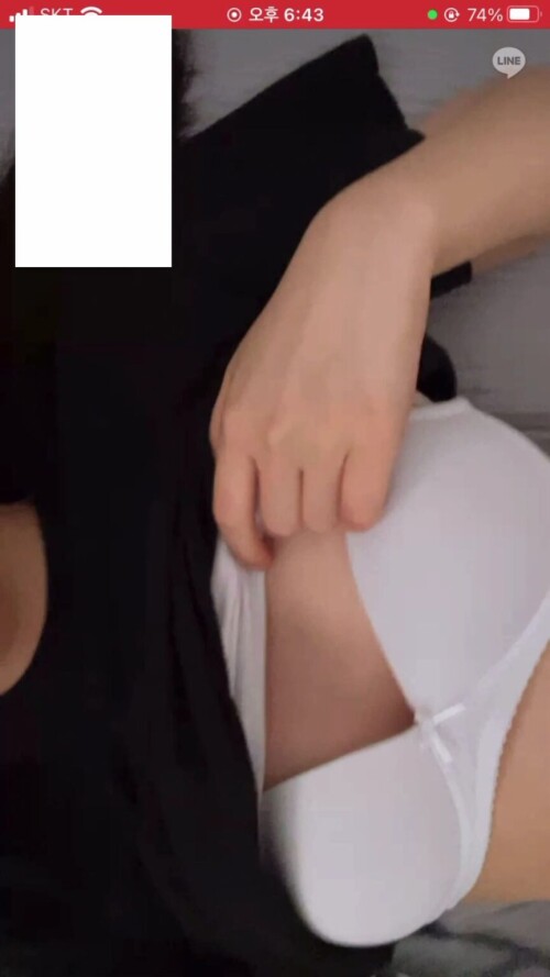 예쁜애 영통.mp4 000031208 864x1536