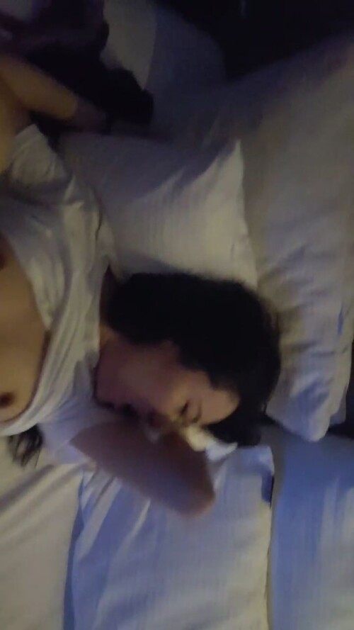 1.mp4 000035292 1
