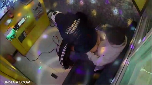 2104 0vR048.mp4 001939600