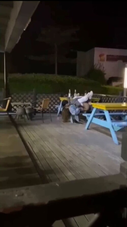 chn25052104.mp4 000010576 1145x2048