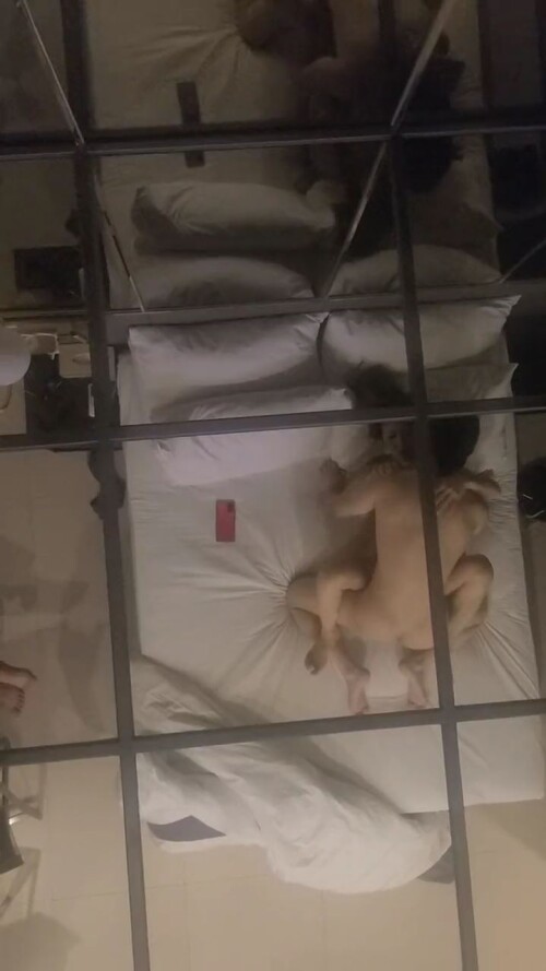 거울초대 섹.mp4 000025400