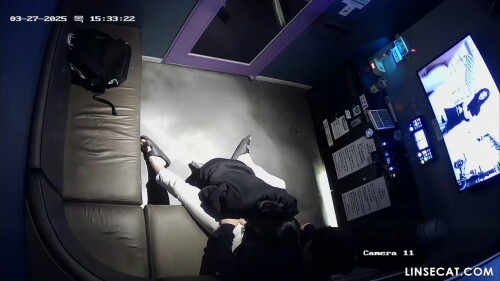 2105 0WMp26.mp4 000625400 1536x864