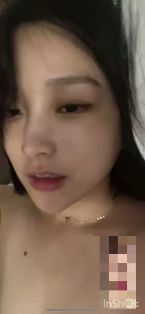 1.mp4 000001033 711x1536