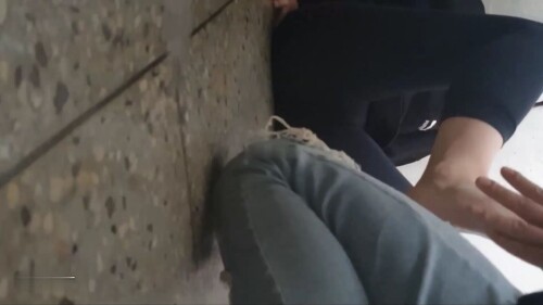 계단간단레깅스녀양말신고 풋잡딸 얼공작.mp4 000562533