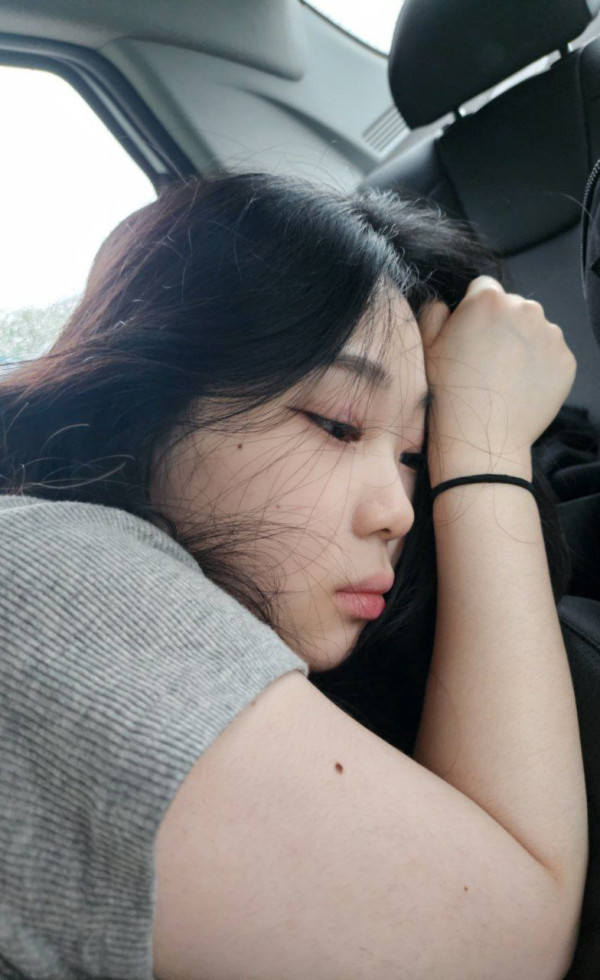 딸롱로드 추천작 ★ 유빈이 4V12P