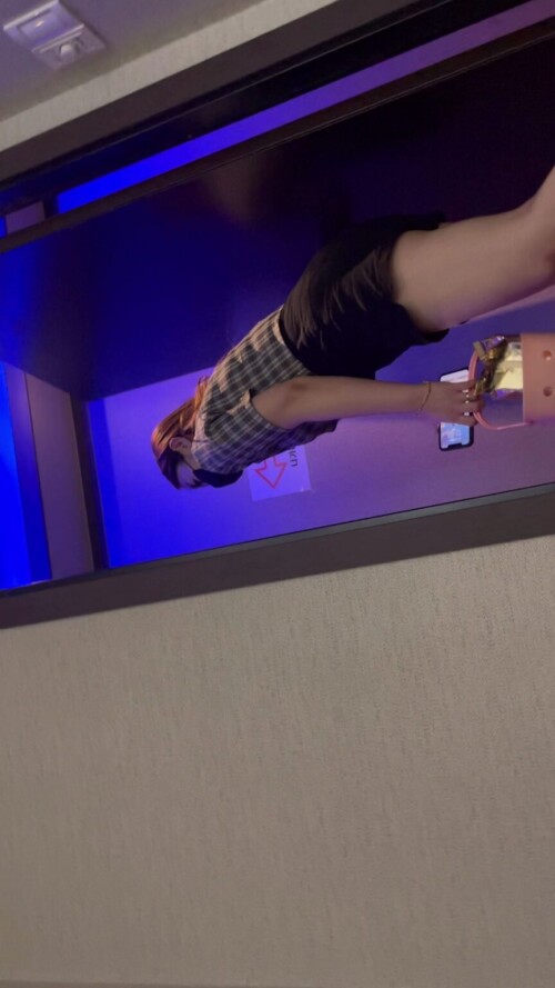 0330.MP4 000004450 864x1536