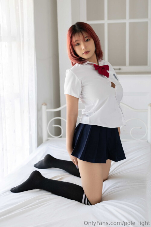 2667x4000_64d80bab3f50938707b7de50c19044c5.jpeg