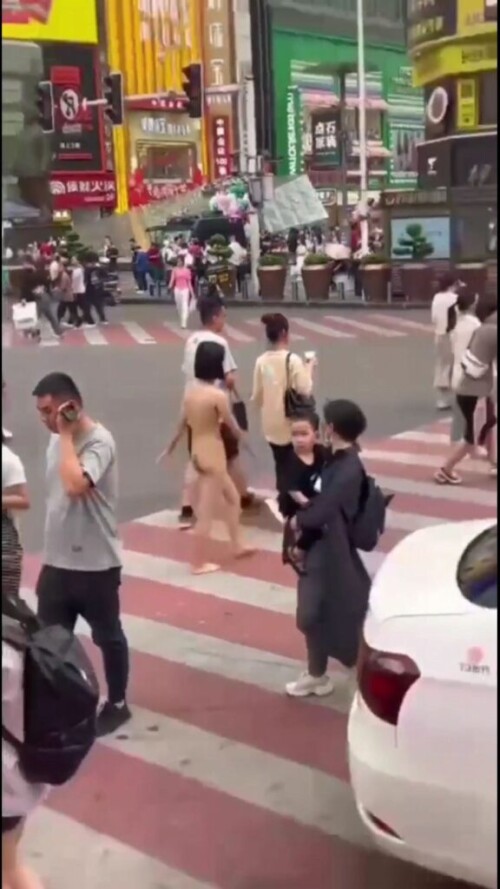 chn25081410.mp4 000020200 576x1024