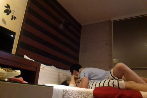 모텔 커플 셀카.mp4 000169066 1024x683