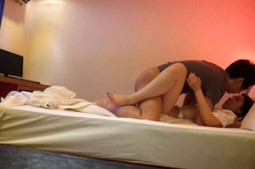 모텔 커플 셀카.mp4 000625658 1024x683