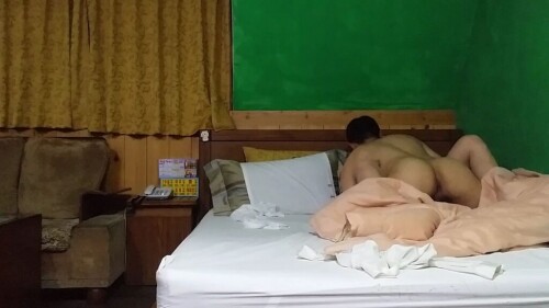 적극적인 녀 모텔커플 3.28G 무광고원본.MP4 000166187 1024x576
