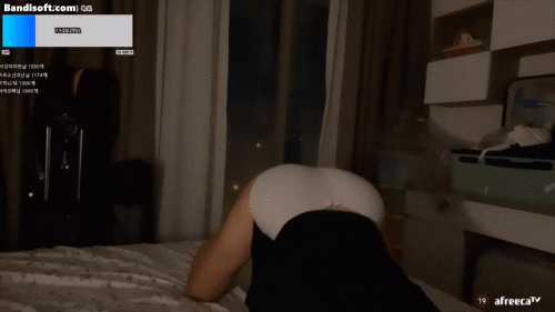 233f947c1c295395d67feb93031fb52d_1758451271_2801.gif