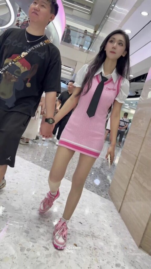 1124.mp4 000000433 576x1024