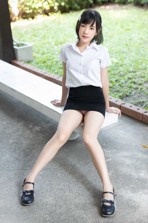 2000x3000 f0eac8e24eb142ff833f0dcbe09db765