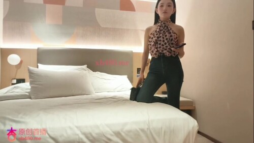 chn25101008.mp4 000079600 1024x576