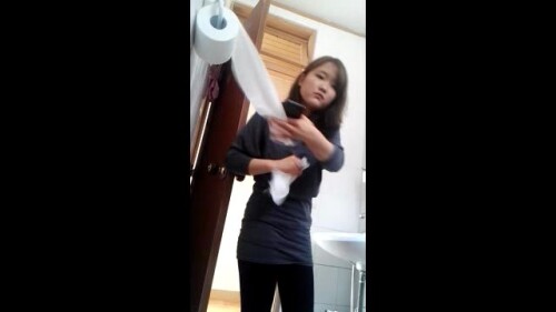 실제 나의 친여동생 20살 차진희 화장실 몰카영상.mp4 000020933